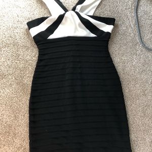 Adrianna Papell black & white Dress 12